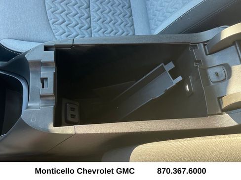 Used 2023 Chevrolet Equinox LT image 14