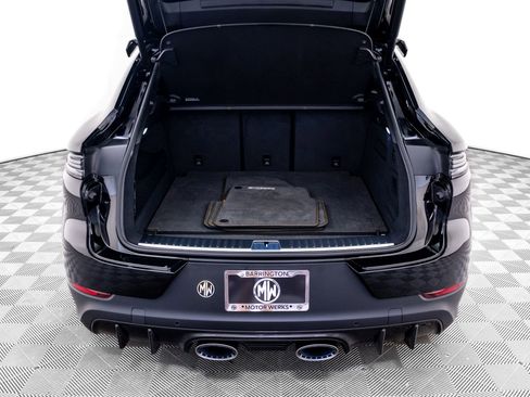 Certified 2026 Porsche Cayenne Turbo GT AWD/4WD image 33