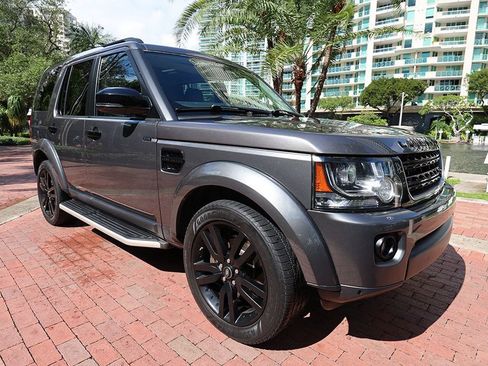 Used 2015 Land Rover LR4 HSE image 17