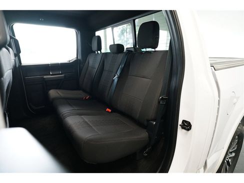 Used 2018 Ford F150 XLT w/ Equipment Group 302A Luxury image 12