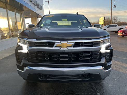 Used 2024 Chevrolet Silverado 1500 LT image 8