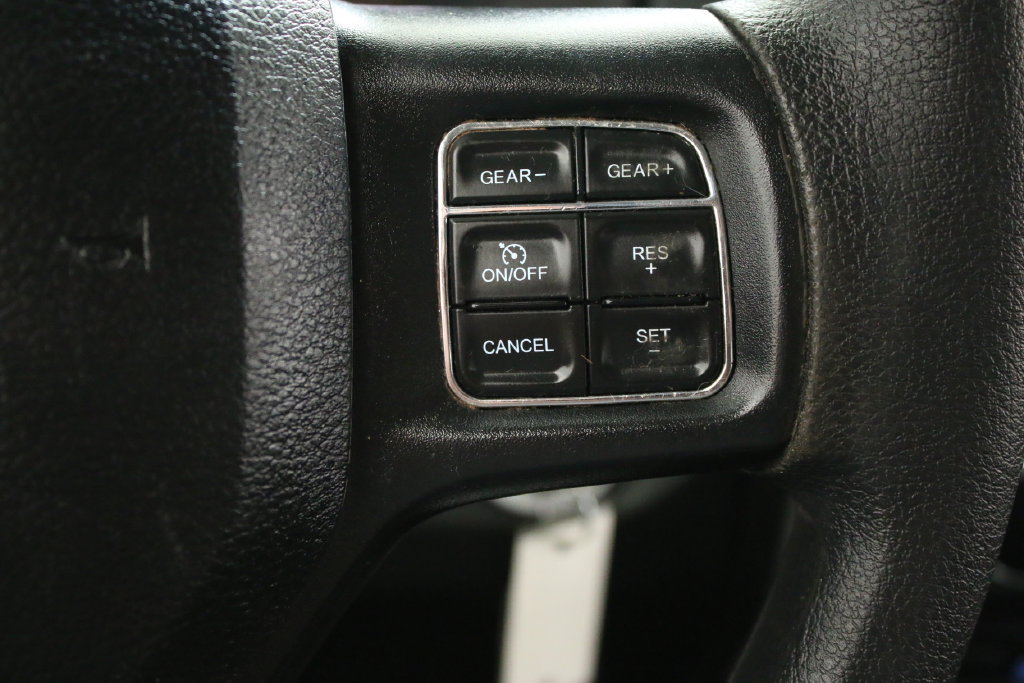 Used 2019 RAM 1500 Classic SLT AWD/4WD image 16