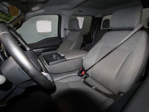 Used 2024 Ford F150 XLT w/ Tow/Haul Package image 4