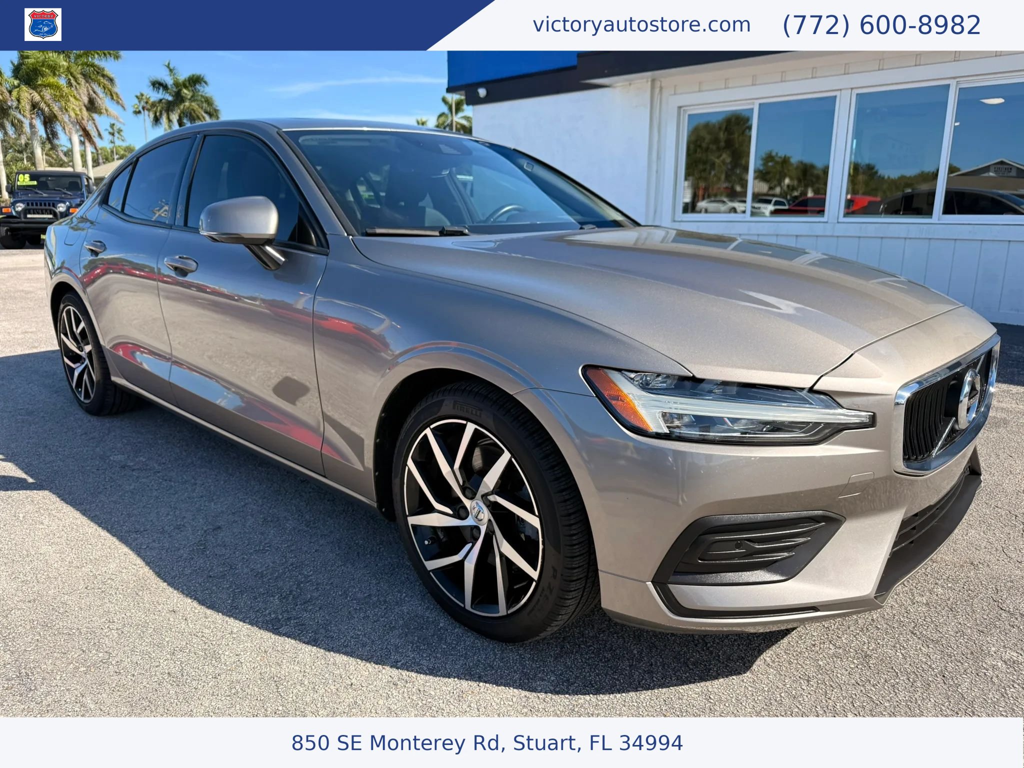 Used 2020 Volvo S60 T5 Momentum FWD image 1