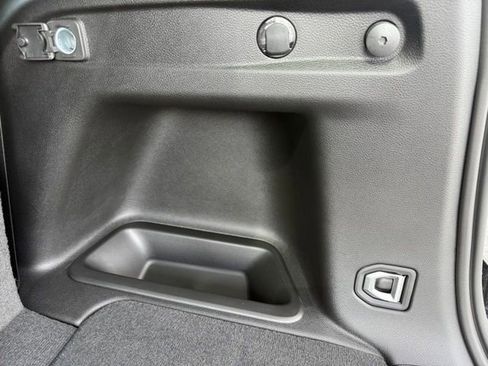 New 2025 Jeep Grand Cherokee L Limited w/ Luxury Tech Group II image 8