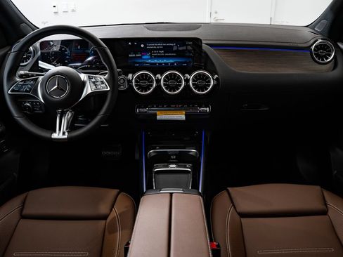 New 2026 Mercedes-Benz GLA 250 4MATIC image 32