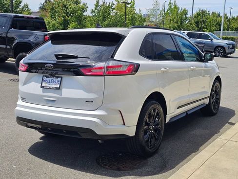 Used 2024 Ford Edge SE w/ Black Appearance Package AWD/4WD image 5