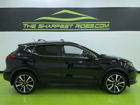 Used 2018 Nissan Rogue Sport SL image 11