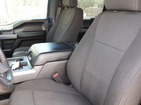 Used 2017 Ford F150 XLT w/ Equipment Group 302A Luxury AWD/4WD image 17