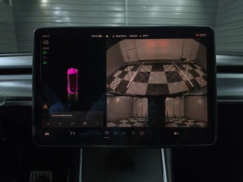 Used 2020 Tesla Model Y Long Range image 27