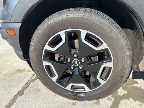 Used 2021 Ford Bronco Sport Outer Banks image 8