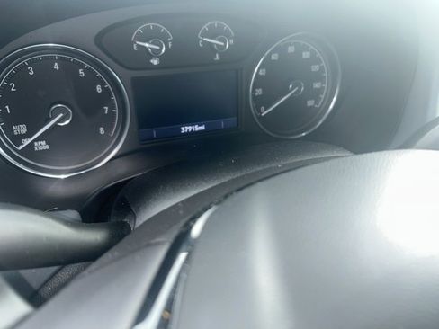 Used 2024 Buick Enclave Essence w/ Sport Touring Edition image 8