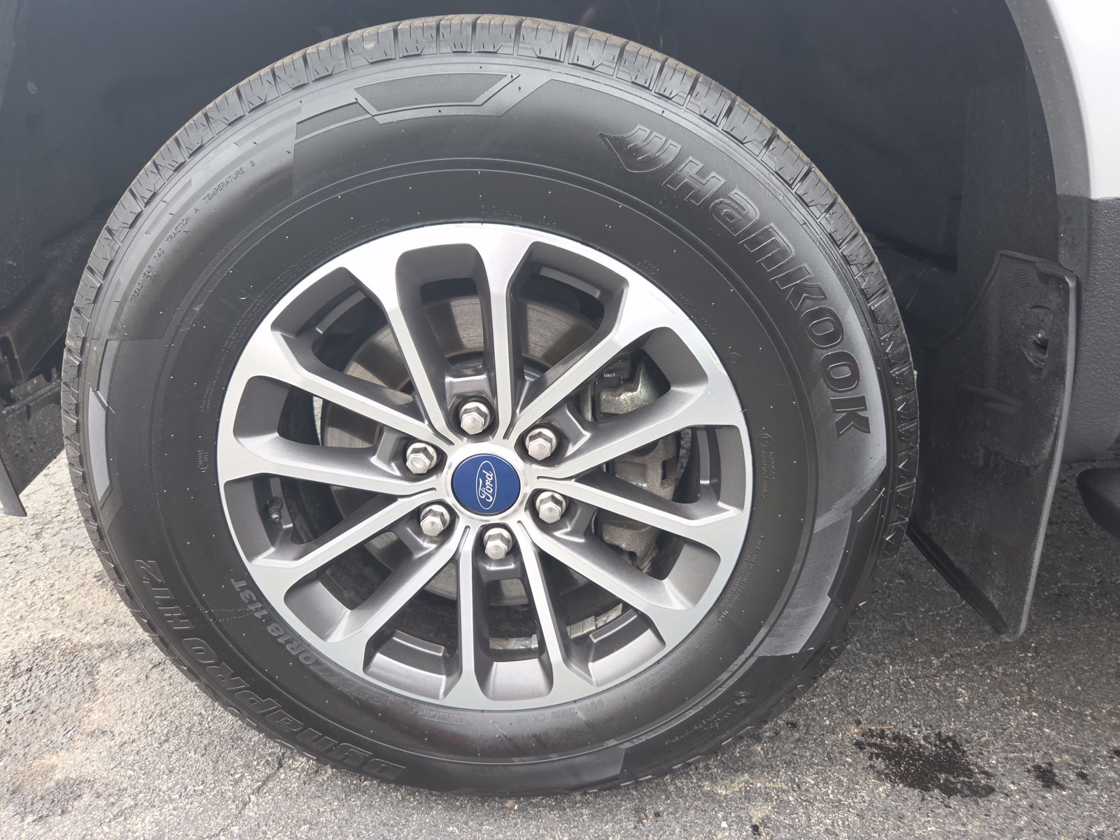 Used 2019 Ford F150 XLT w/ Equipment Group 302A Luxury AWD/4WD image 39