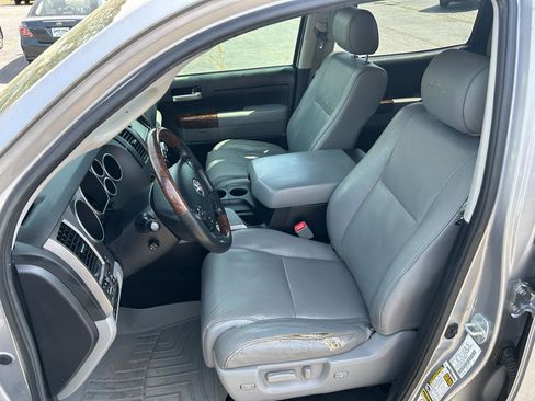 Used 2012 Toyota Tundra Limited w/ Platinum Pkg image 6