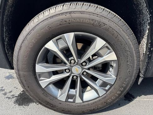 Used 2026 Chevrolet Equinox LT FWD image 12