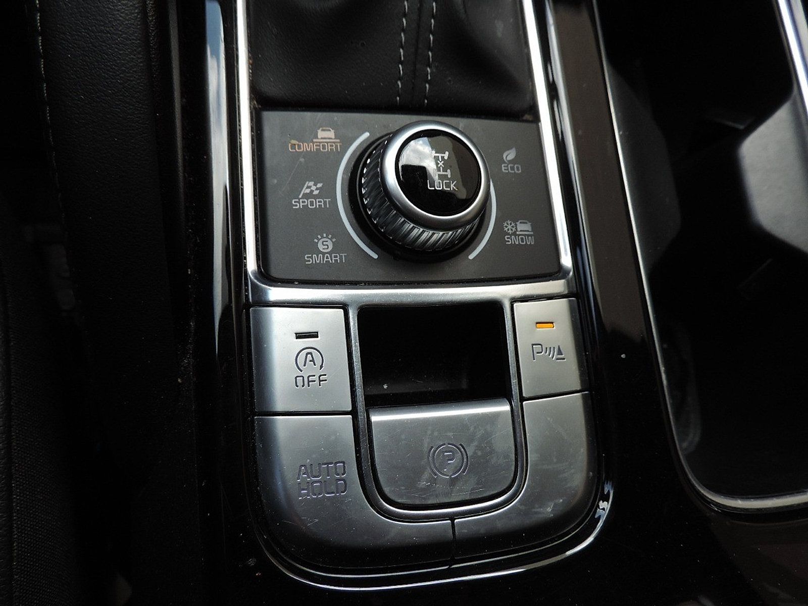 Used 2024 Kia Telluride EX X-Line AWD/4WD image 23