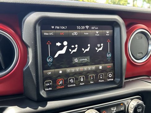 Certified 2019 Jeep Wrangler Unlimited Rubicon AWD/4WD image 17