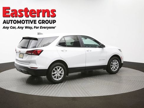 Used 2022 Chevrolet Equinox LT FWD image 41