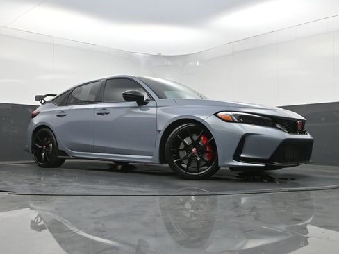 Used 2025 Honda Civic Type R image 24
