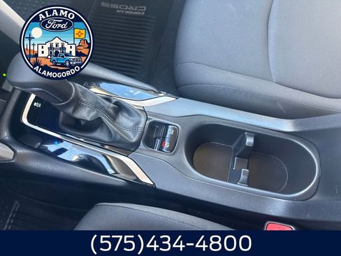 Used 2024 Toyota Corolla Cross LE image 10