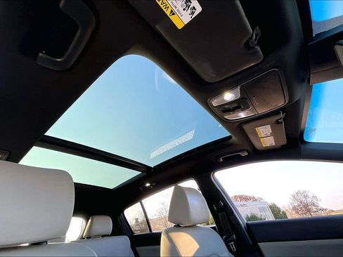 Certified 2022 Kia Sportage Nightfall Edition image 17