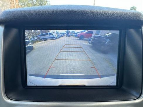 Used 2018 GMC Yukon SLT w/ Premium Edition image 19