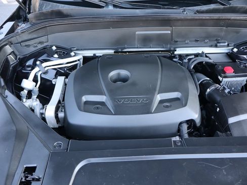 Used 2020 Volvo XC90 T5 Momentum AWD/4WD image 41