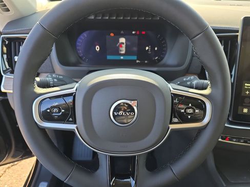 New 2026 Volvo XC90 B6 Plus w/ Protection Package Premier image 15