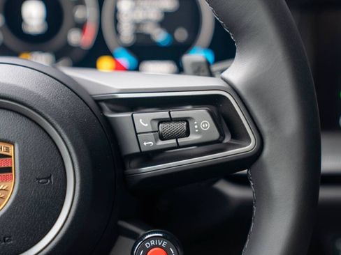 New 2026 Porsche 911 Carrera 4S image 15