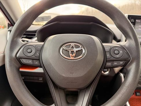 Used 2019 Toyota RAV4 Adventure image 17
