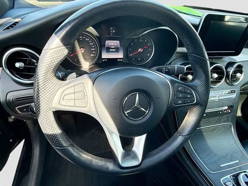 Used 2019 Mercedes-Benz GLC 300 4MATIC image 10