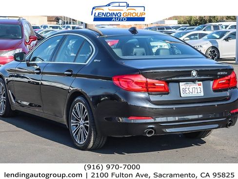 Used 2018 BMW 530e xDrive w/ Premium Package 2 image 2