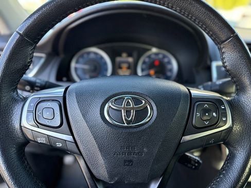 Used 2017 Toyota Camry XLE image 33