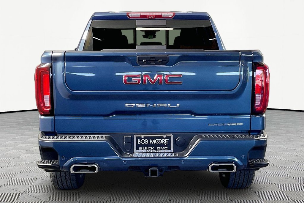 Used 2025 GMC Sierra 1500 Denali AWD/4WD image 5