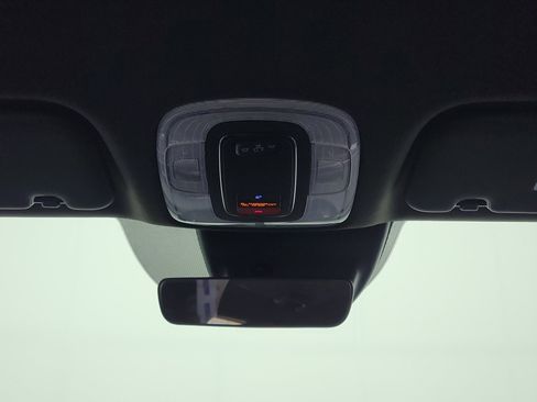 New 2025 Hyundai Elantra SEL image 8