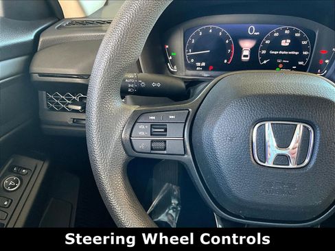 Used 2023 Honda Accord EX image 10