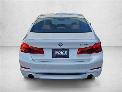 Used 2019 BMW 530e w/ Convenience Package image 6