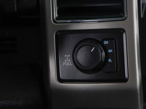 Used 2021 Ford F250 Lariat w/ Lariat Value Package AWD/4WD image 22