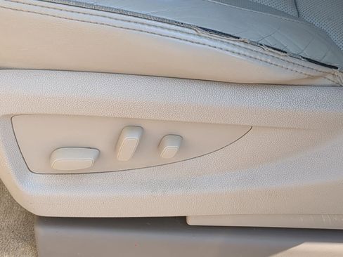 Used 2017 GMC Yukon Denali w/ Open Road Package image 23