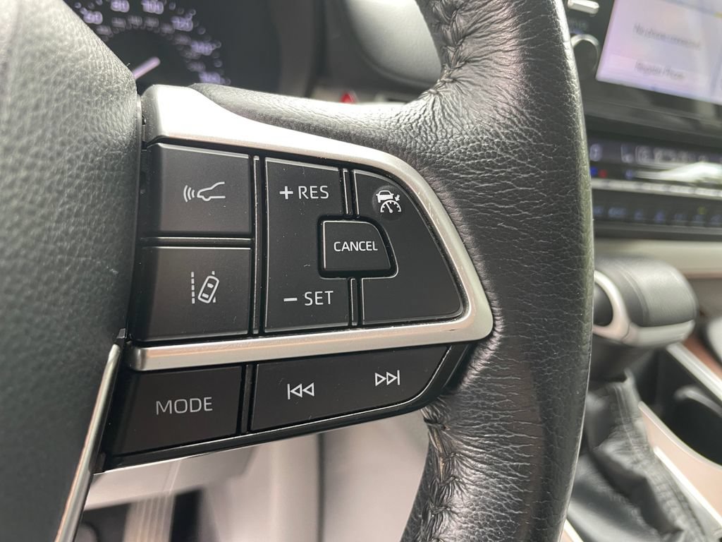 Used 2021 Toyota Sienna XLE w/ XLE Plus Package FWD image 35