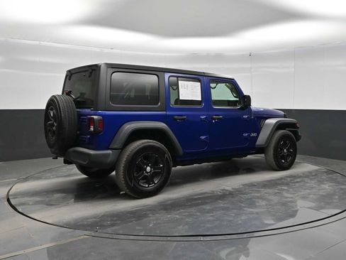 Used 2019 Jeep Wrangler Unlimited Sport S AWD/4WD image 8