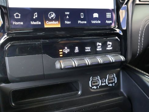 Used 2022 RAM 1500 Limited AWD/4WD image 50