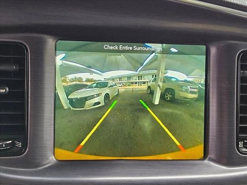 Used 2017 Dodge Charger SXT w/ Plus Group image 17