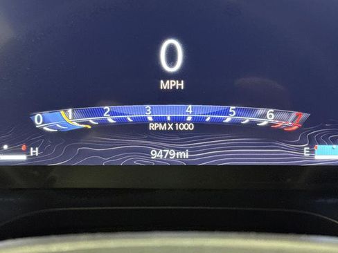 Used 2024 Jeep Grand Cherokee Limited w/ Luxury Tech Group II image 6