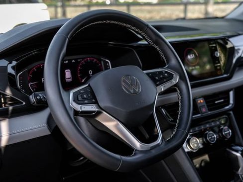 Used 2022 Volkswagen Taos SEL AWD/4WD image 19