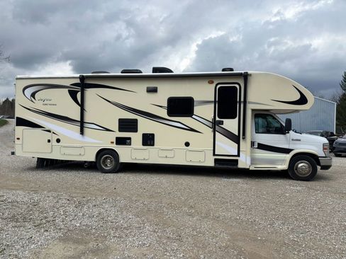 Used 2016 Ford E-450 and Econoline 450 Super Duty w/ Motorhome Prep Package image 1