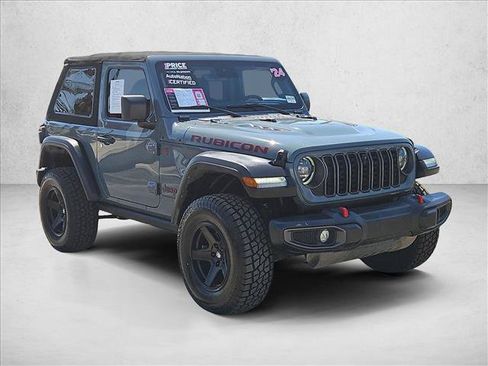 Used 2024 Jeep Wrangler Rubicon w/ Technology Group AWD/4WD image 3