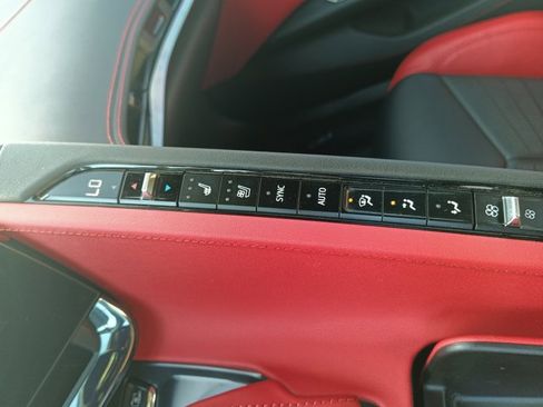 Used 2023 Chevrolet Corvette Stingray Preferred Conv w/ Z51 Performance Package image 15