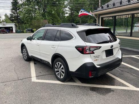 Used 2020 Subaru Outback Premium AWD/4WD image 9