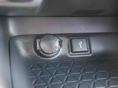 Certified 2020 Toyota RAV4 LE w/ Carpet Mat Package AWD/4WD image 30